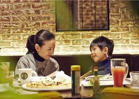 娱乐吃瓜酱教年轻人做事